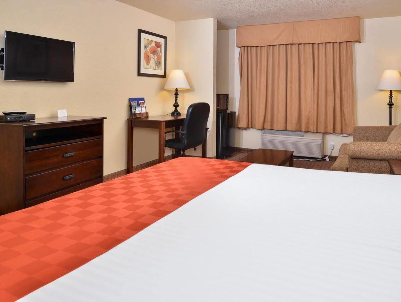 Quality Inn & Suites Форт-Уэрт Экстерьер фото
